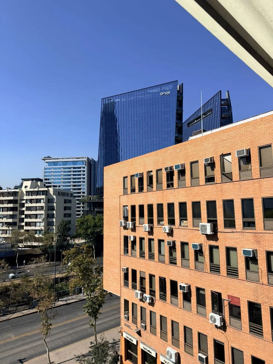 Oficina Metro Tobalaba 7 privados+4 baños, gran terraza — foto 9